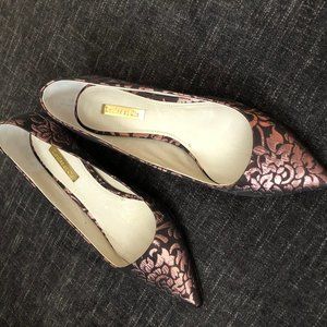 Louise et Cie Kitten Pattern Kitten Pumps